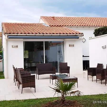 Sejour De Reve A Saint-denis D'oleron : Maison 10 Pers, Piscine, Proche Phare De Chassiron - Fr-1-778-4